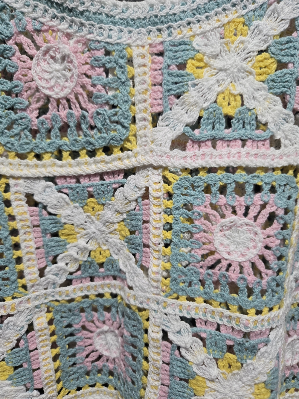 URBAN Romantics Pastel Crochet Crop Tank - Multi Colour Yellow Pink Green Sz S - Picture 5 of 8